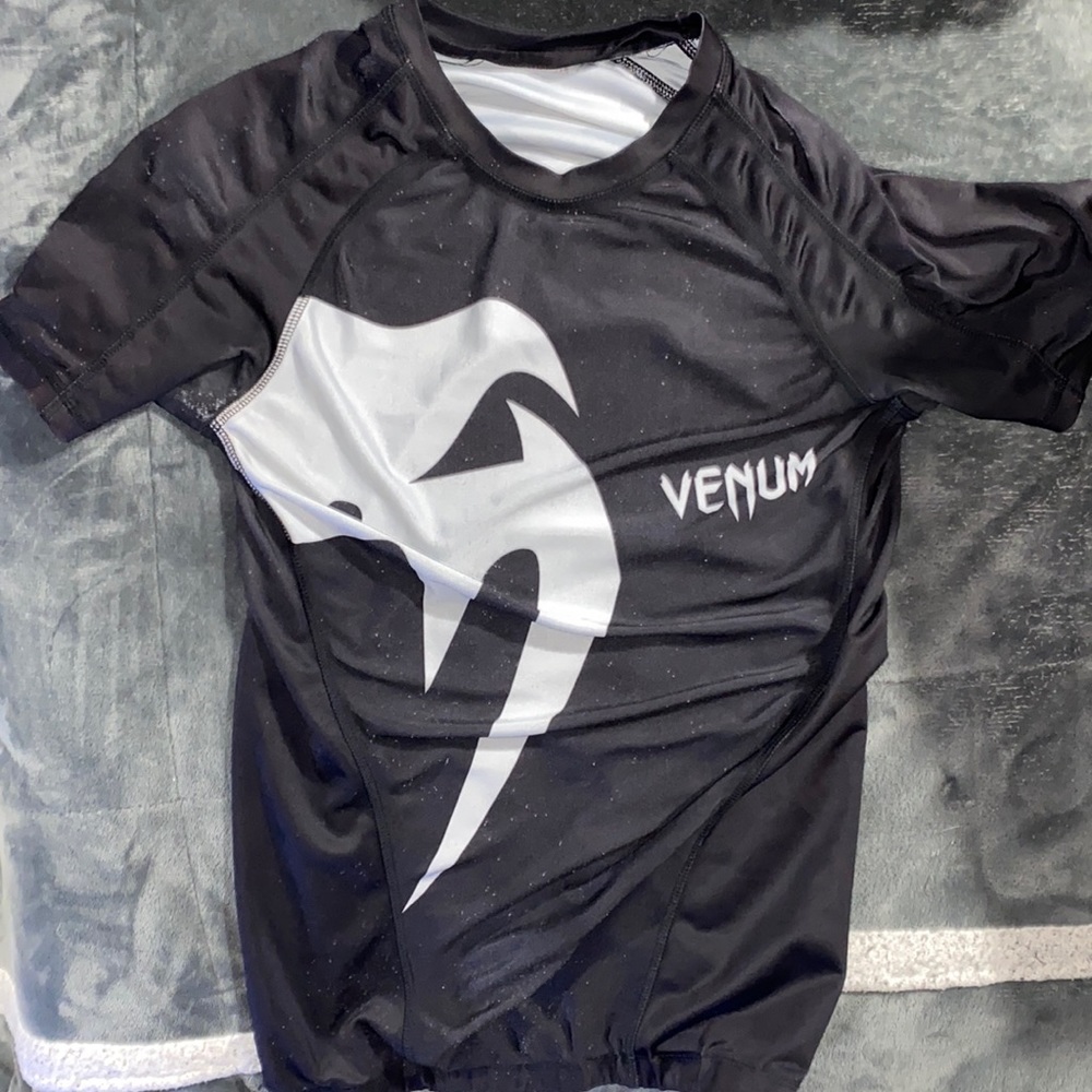 Men’s small shirt
